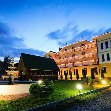 Hotel Continent Поляна Экстерьер фото