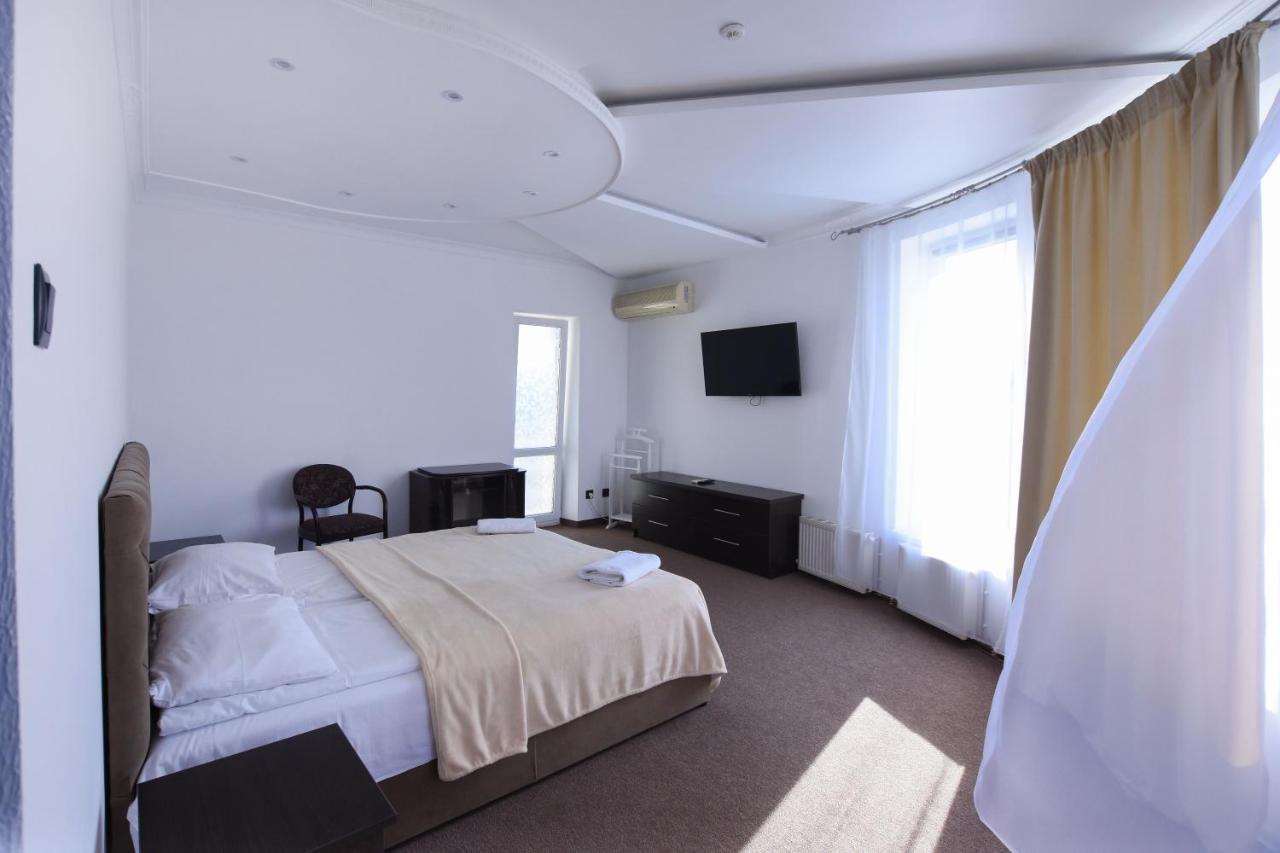 Hotel Continent Поляна Экстерьер фото