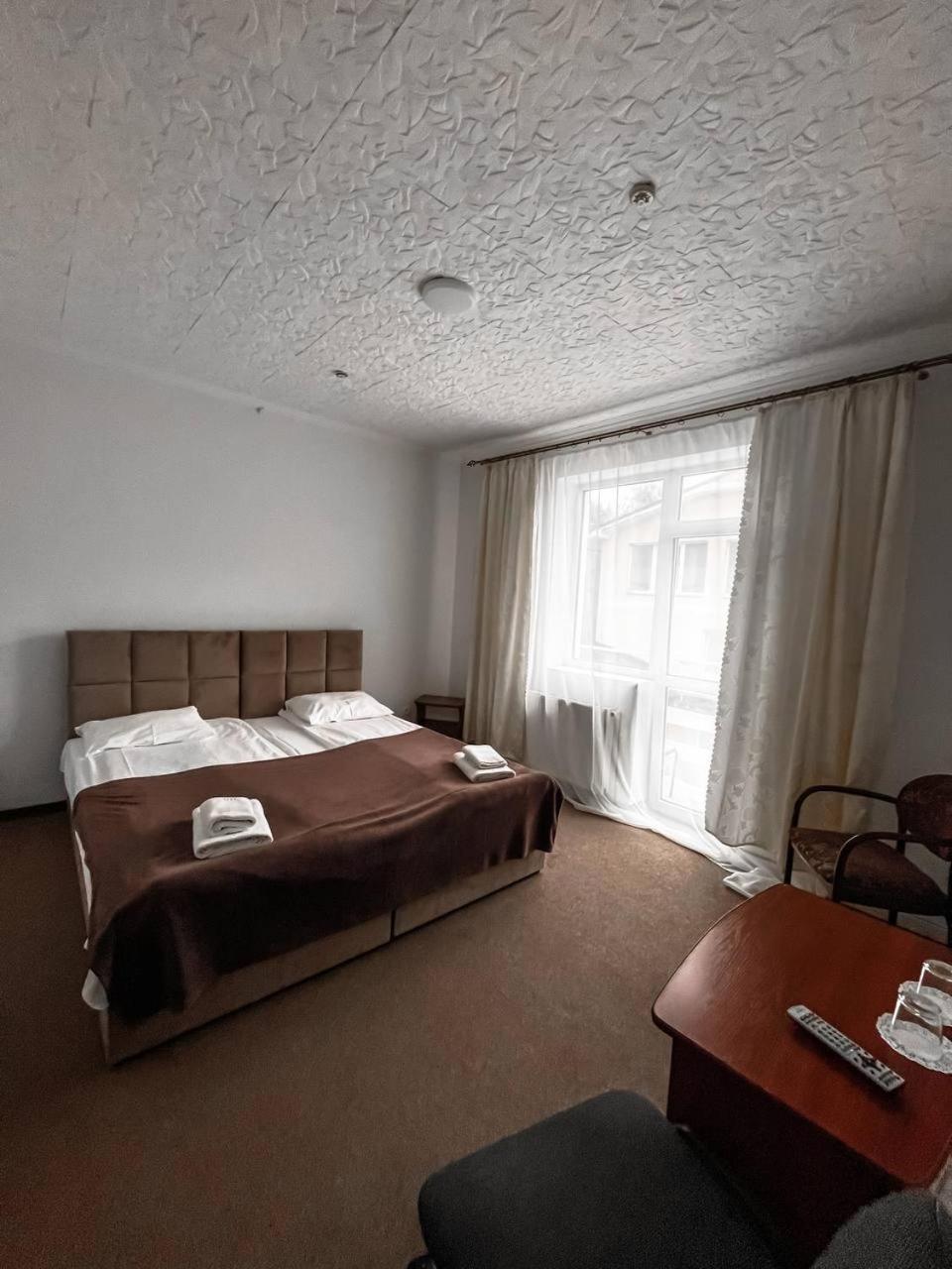 Hotel Continent Поляна Экстерьер фото